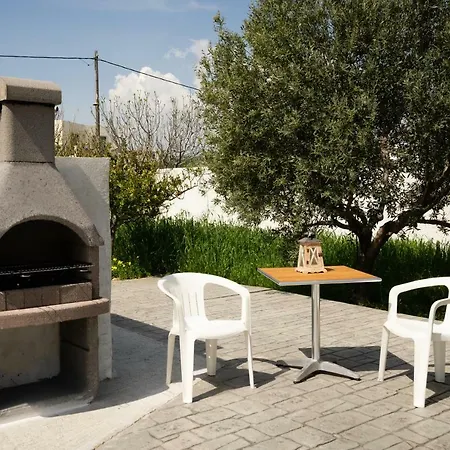 בית נופש Alkion גנאדי